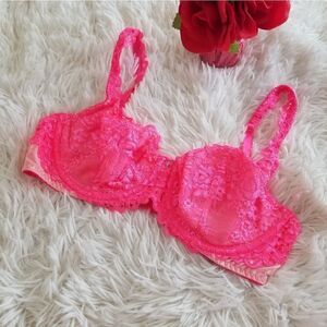 32D Victoria's Secret Pink Unlined Bra
